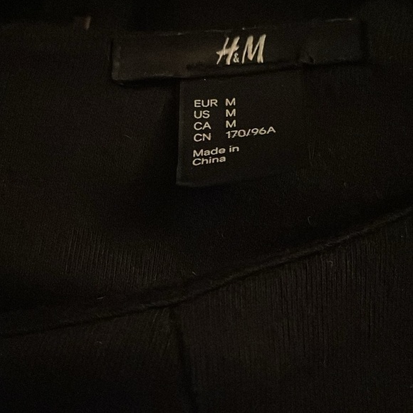 💕H&M Zippered Back Dress Size Medium - Picture 6 of 6